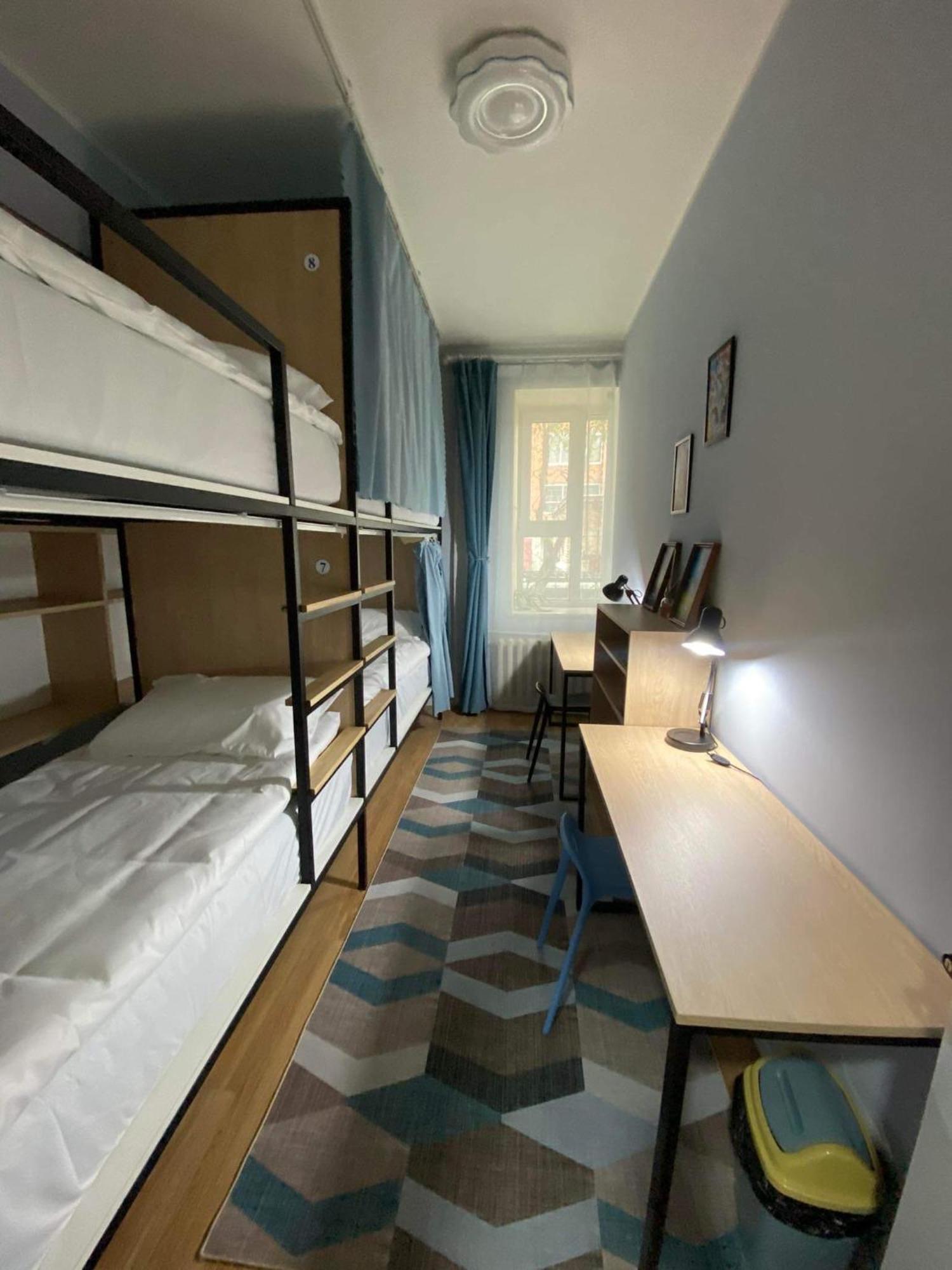 Mickey Hostel Улан-Батор Екстер'єр фото