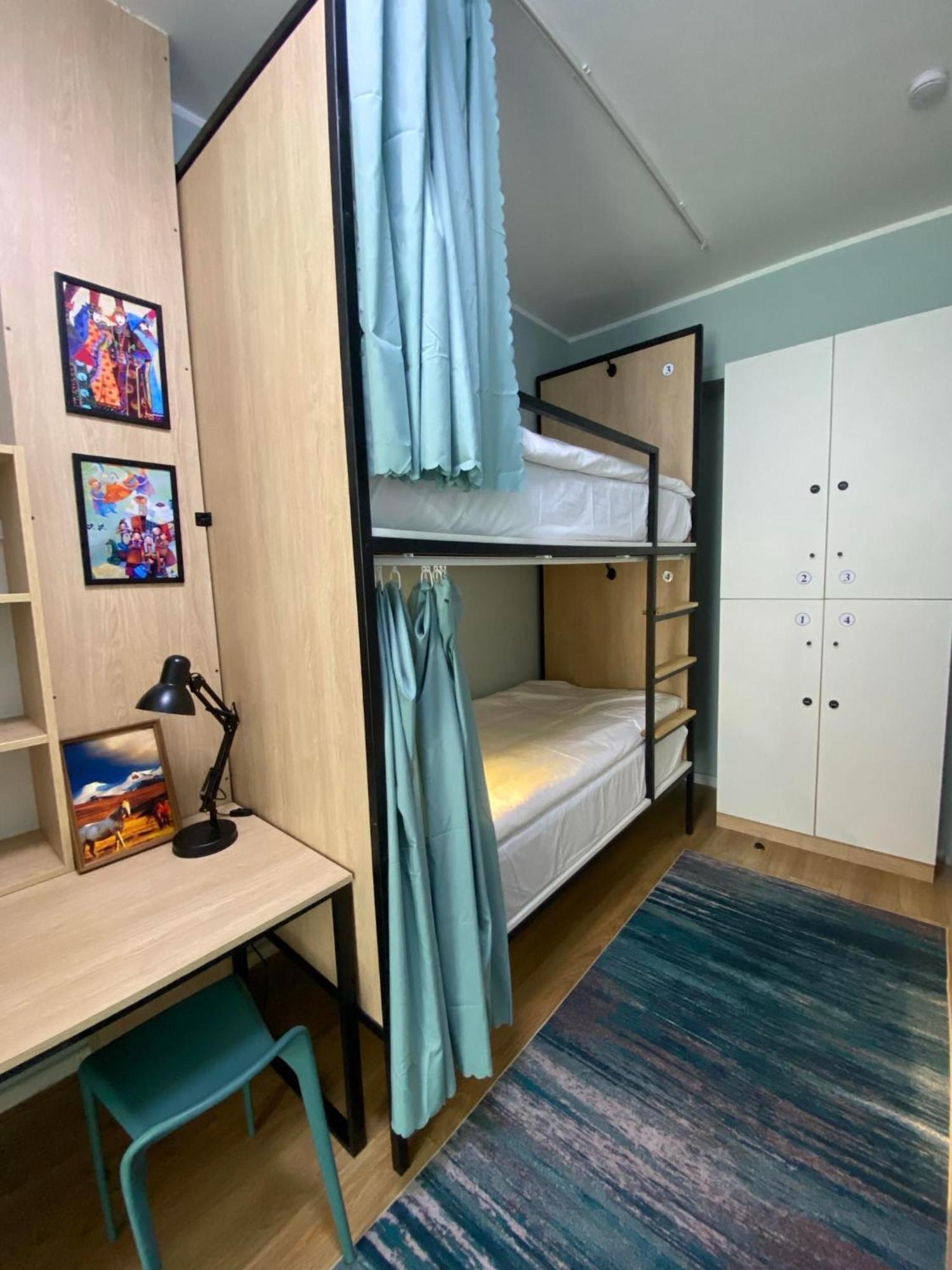 Mickey Hostel Улан-Батор Екстер'єр фото